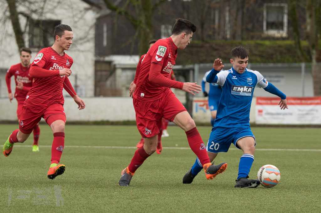 OL17-18_20180211_034_TSG_-_1FCKoeln_Test_IMGP8012.jpg