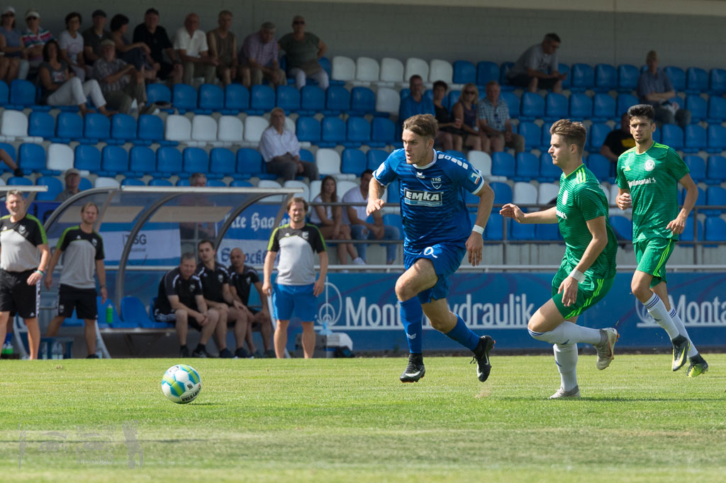 OL18-19_20180812_004_HolzwickederSC_-_TSG_Hin_IMGP8513.jpg