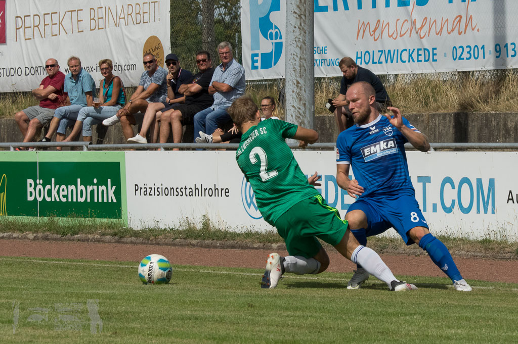 OL18-19_20180812_011_HolzwickederSC_-_TSG_Hin_IMGP8545.jpg