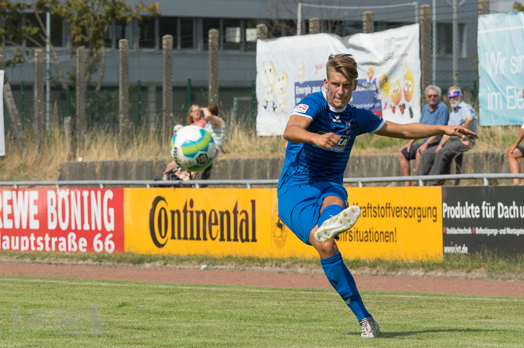 OL18-19_20180812_012_HolzwickederSC_-_TSG_Hin_IMGP8547.jpg