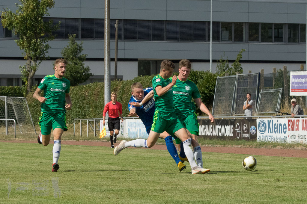 OL18-19_20180812_041_HolzwickederSC_-_TSG_Hin_IMGP8742.jpg
