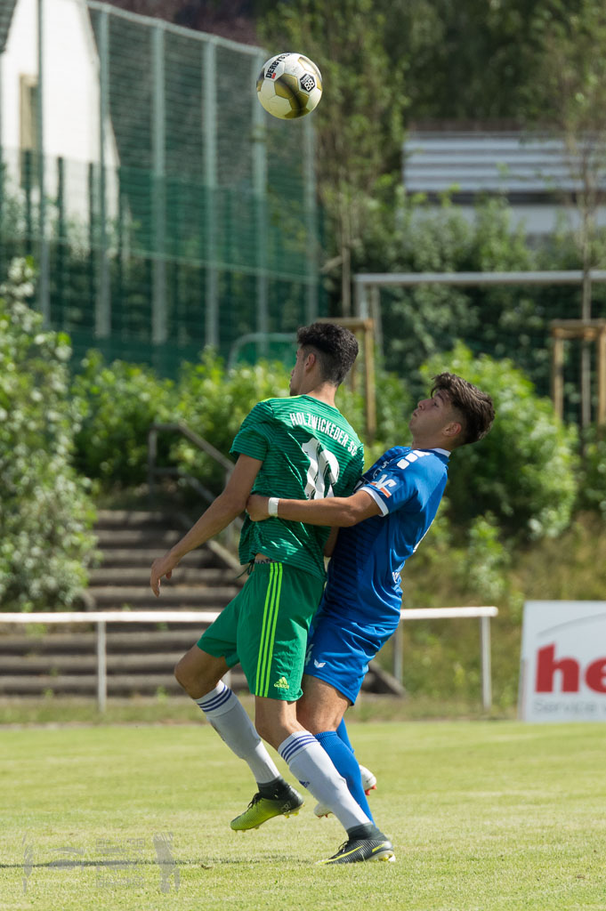 OL18-19_20180812_052_HolzwickederSC_-_TSG_Hin_IMGP8807.jpg