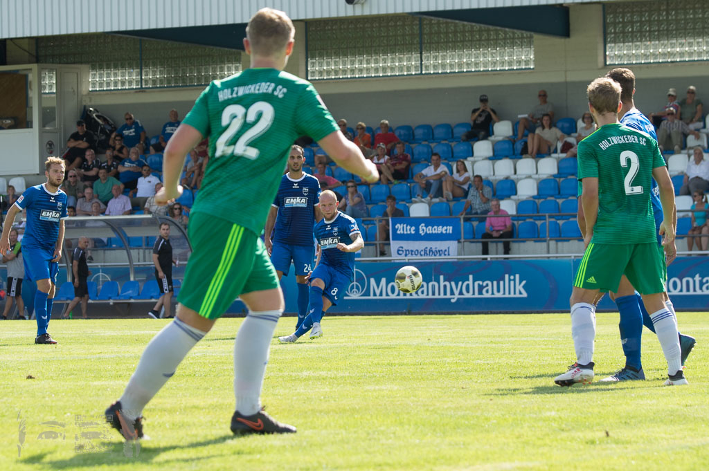 OL18-19_20180812_078_HolzwickederSC_-_TSG_Hin_IMGP8982.jpg