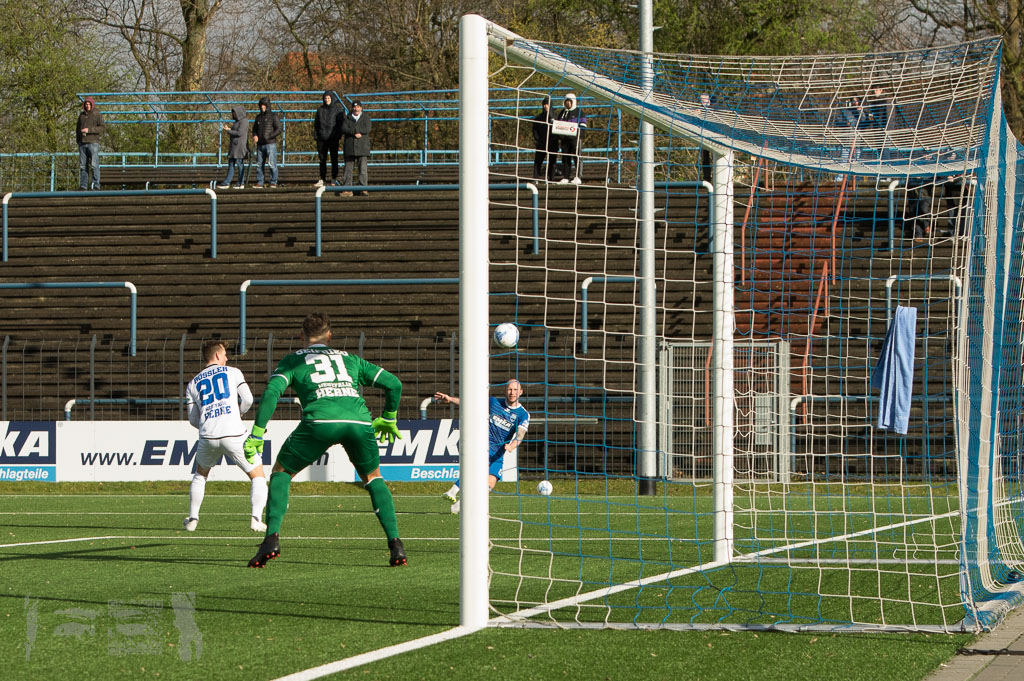 OL18-19_20190317_051_SCWestfaliaHerne_-_TSG_Rueck_IMGP7854.jpg