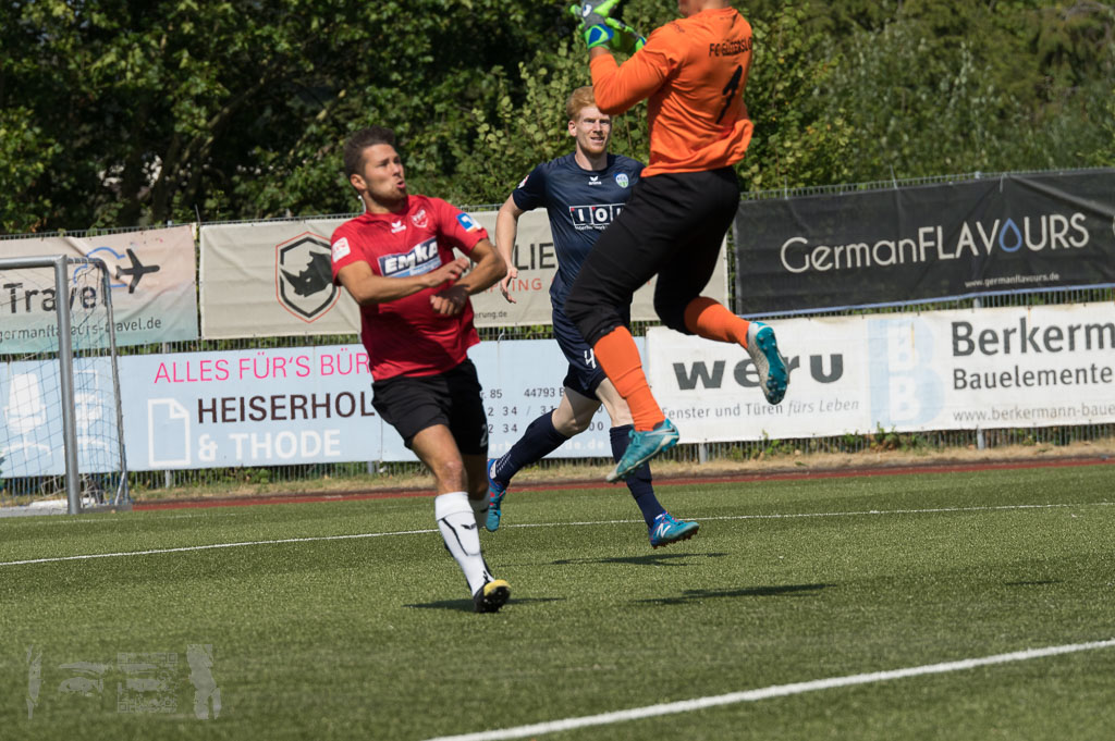 OL18-19_20180819_004_TSG_-_FCGuetersloh_Hin_IMGP9140.jpg