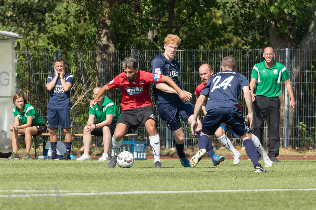 OL18-19_20180819_020_TSG_-_FCGuetersloh_Hin_IMGP9284.jpg