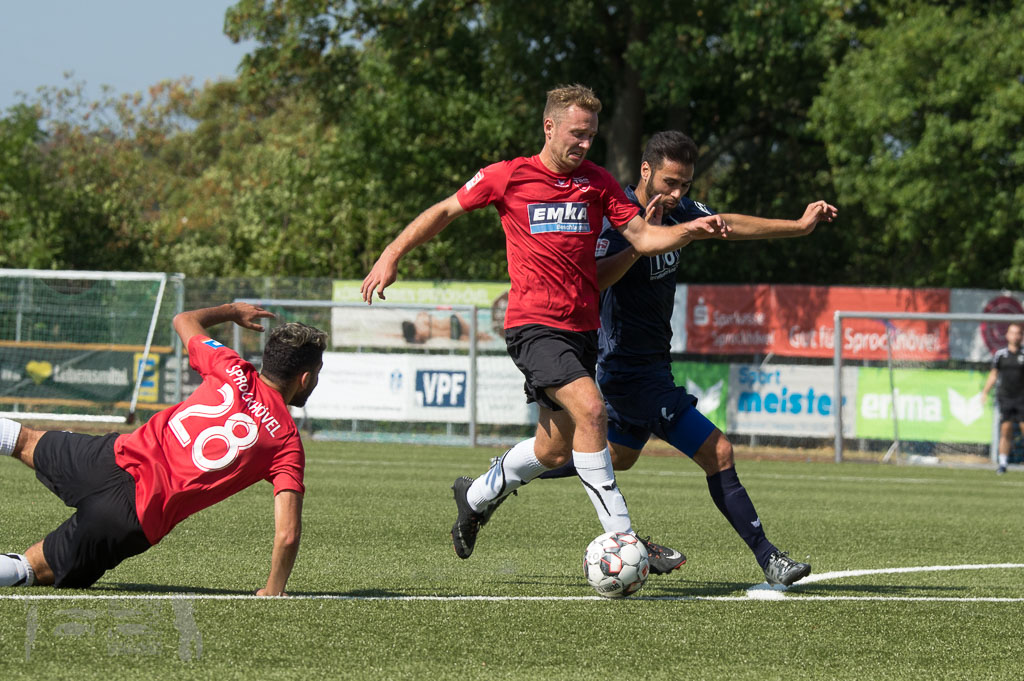 OL18-19_20180819_029_TSG_-_FCGuetersloh_Hin_IMGP9328.jpg
