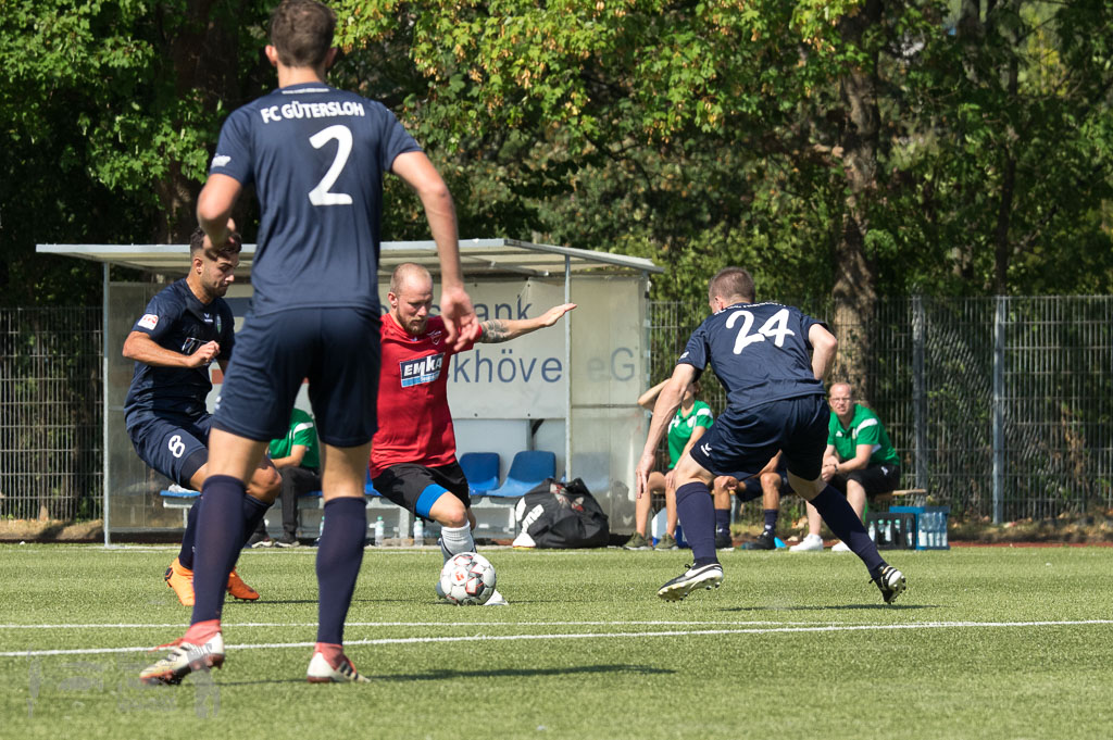 OL18-19_20180819_035_TSG_-_FCGuetersloh_Hin_IMGI9355.jpg