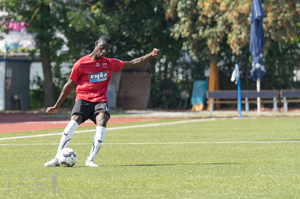 OL18-19_20180819_040_TSG_-_FCGuetersloh_Hin_IMGI9401.jpg