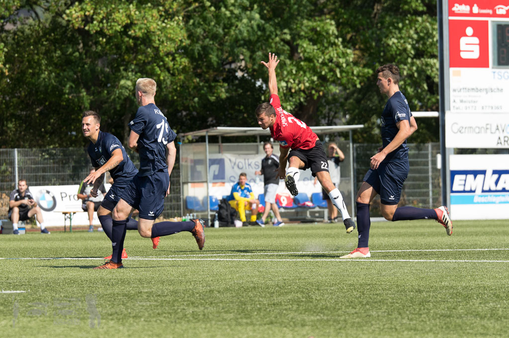 OL18-19_20180819_069_TSG_-_FCGuetersloh_Hin_IMGP9525.jpg